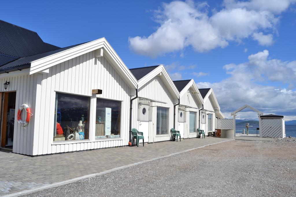 Готель Arctic Seasport Loding Екстер'єр фото